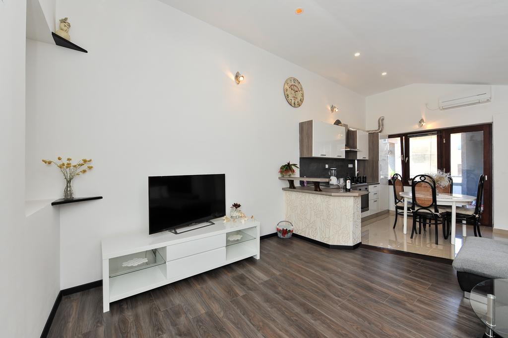 Apartment Borgo Zara Esterno foto